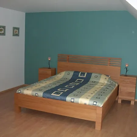 펜션 Holiday Home In Przesieka Near Ski Slopes, Cleaning Included