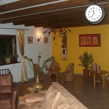 Holiday Home In Przesieka Near Ski Slopes, Cleaning Included * 셰시에카