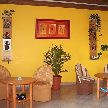 Holiday Home In Przesieka Near Ski Slopes, Cleaning Included 셰시에카